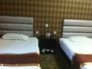 Xinhang Hotel Urumqi Buitenkant foto
