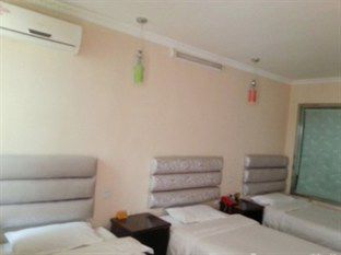 Xinhang Hotel Urumqi Buitenkant foto